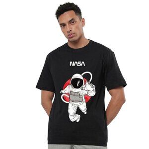 Bewakoof Men's Black Nasa Astronaut Graphic Printed T-shirt, M